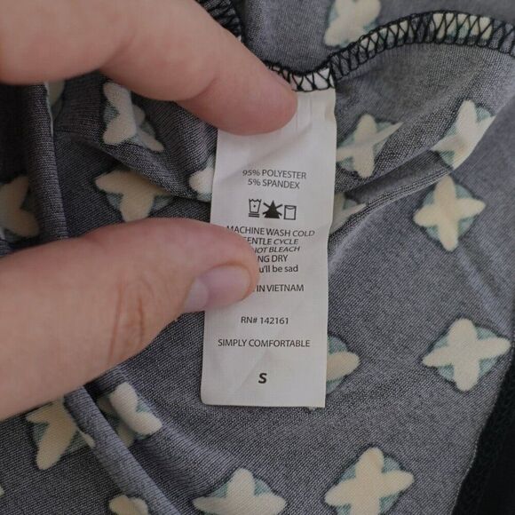 NEW LuLaRoe Irma Small Black Green Long Tail Boat Neck Short Sleeve Tunic Top - Picture 9 of 9